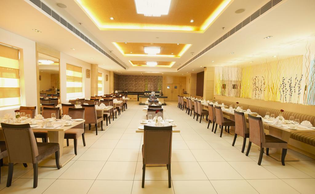Days Hotel By Wyndham Neemrana Ngoại thất bức ảnh