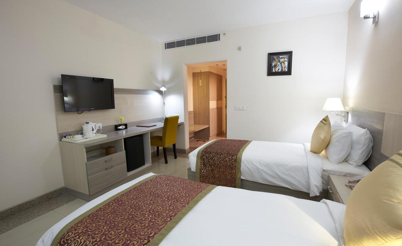 Days Hotel By Wyndham Neemrana Ngoại thất bức ảnh